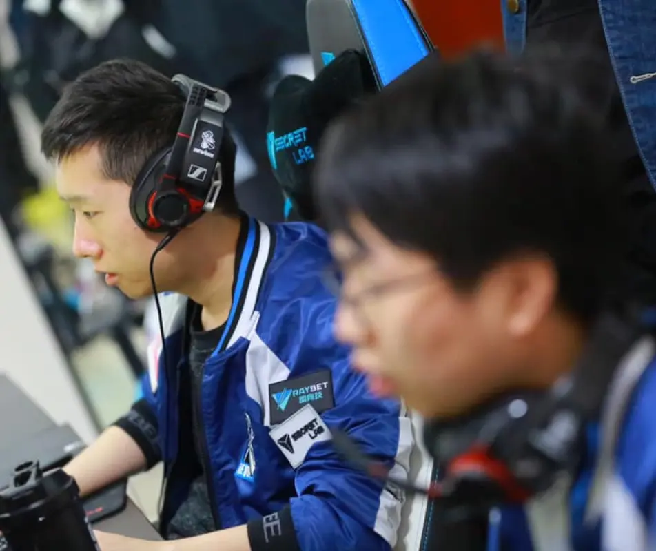 Betting on Newbee Esports