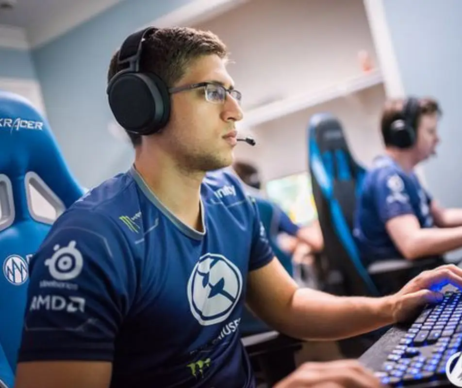 Games Evil Geniuses Competes In